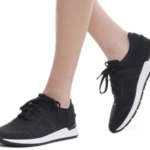 UGG Adaleen Sneakers